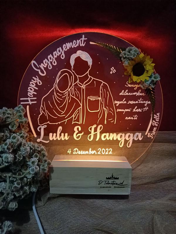 Akrilik custom lettering bulat, untuk gift kado anniversary hari jadi, wisuda graduation, birthday ulang tahun, wedding pernikahan, dll Gift - TOKA 5