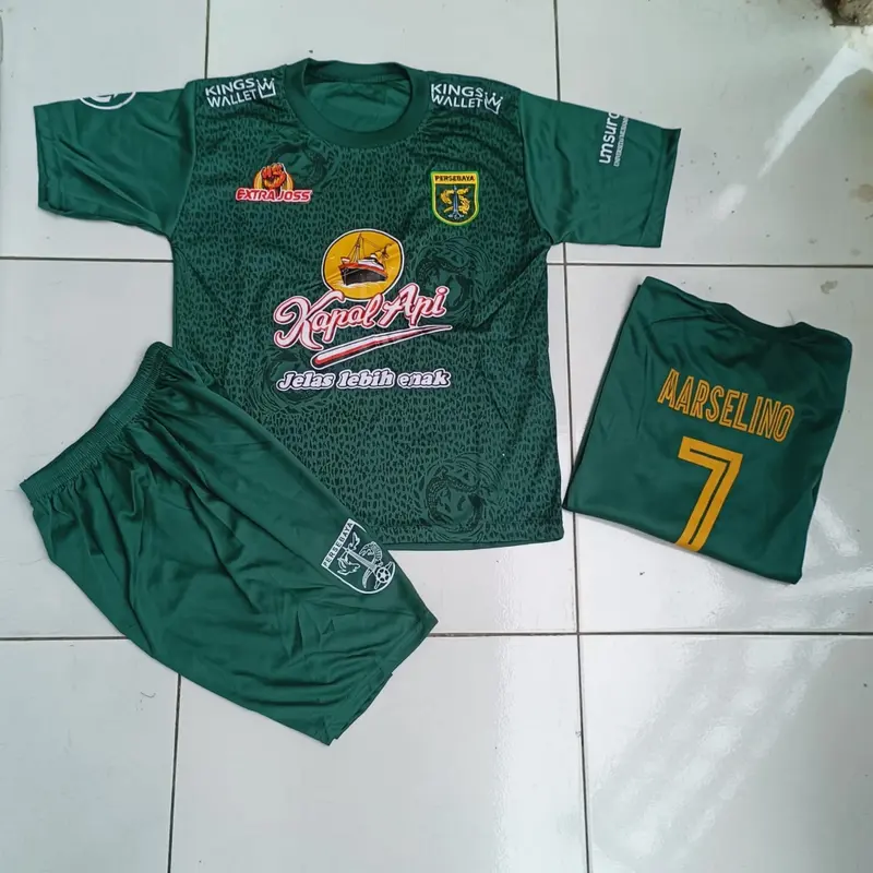 baju bola persebaya/setelan baju persebaya surabaya usia 1-12thn 1