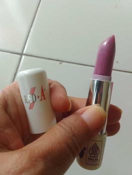 Product Review of Red-A Lip Balm (Tersedia 5 Varian) Red Bibir from S**u 1