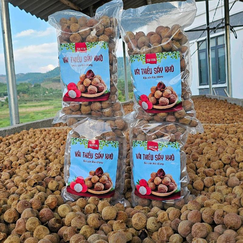 4kg vải thiều sấy khô đặc sản  Bắc Giang