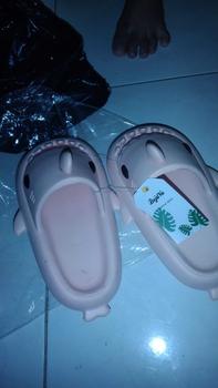 Product Review of Greenland Sandal hiu dewasa/ Sandal Wanita Lucu Baby Shark Korea/ Sandal slop wanita pria/ Sandal slop Shoes Sendal Selop HSN606 Karet Jelly from C**y C**a 0