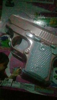 Product Review of Mainan Anak Pistolgun lampu Proyektor dan suara Gun Toy from R**a 0