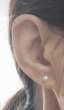 Product Review of Freshwater shining pearl stud earrings. The pearls are 4-5mm in size, and the accessories are made of S925 silver.FD-007 from J**e 0