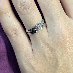 Cincin Perak 925 Wanita Elegan Mewah Anti Karat, Tidak Hitam, Leaf Collection, Hadiah Spesial Wanita
