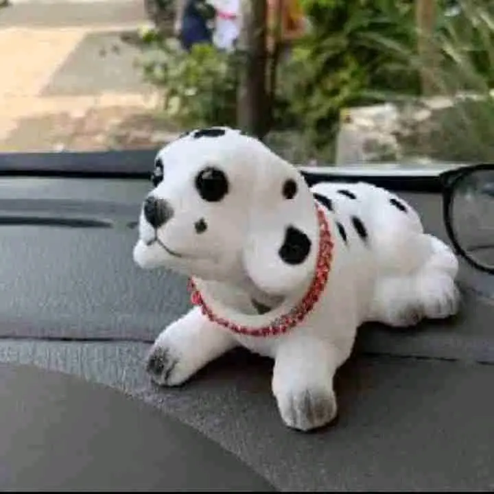 boneka dashboard pajangan mobil DALMATION anjing kepala goyang Car 0