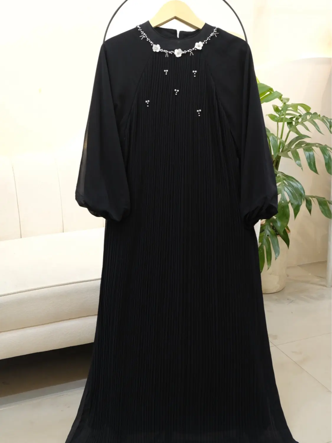 Najma Dress - Mutiara Series, Warna Hitam, Bahan Full Ceruty, LD 110cm, Pjg 135cm - Muslim