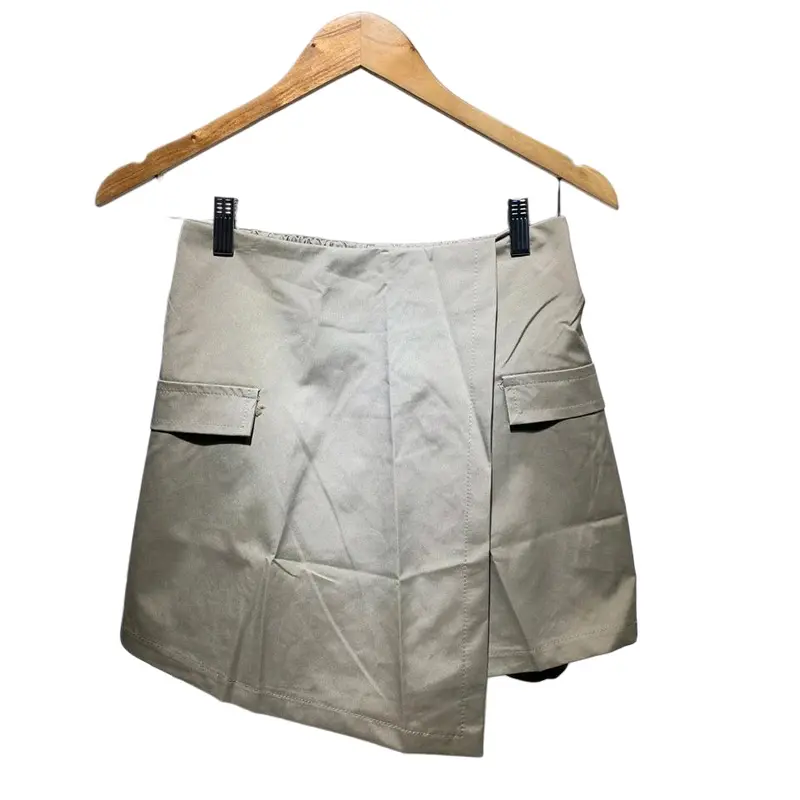 celana rok pendek cargo wanita 1