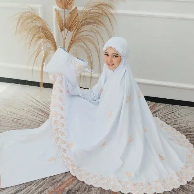 Bottle Cleaner Brush Detail