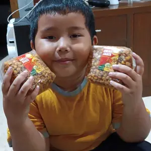 Jagung Marning Goreng. Jagung goreng bantet Gurih. Jagung Marning Mekar Pedas Renyah. Snack Cemilan Makanan Ringan Bahan Camilan Food Popcorn Kering Asin