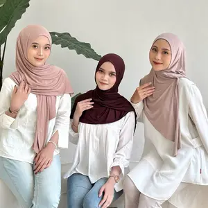 OZZA HIJAB - Hijab Segitiga Instan Oval Kaos Rayon viscose