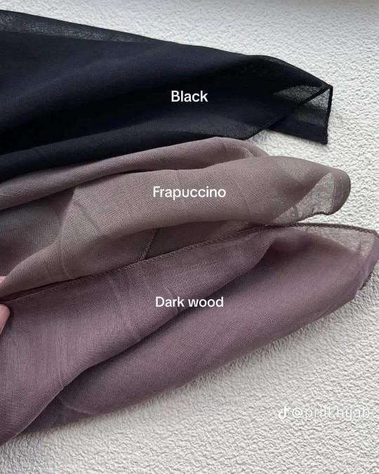 Product Introduction of beli 2 gratis 1️ spill warna hijab yg bikin wajah cerah dong!!fix harus tau yg satu ini️ Bagus buat daily hijab ataupun formal  Warnanya cangtip², mudah diatur  Tegak paripurna dan melengkung sempurna  Cakep bgt 7