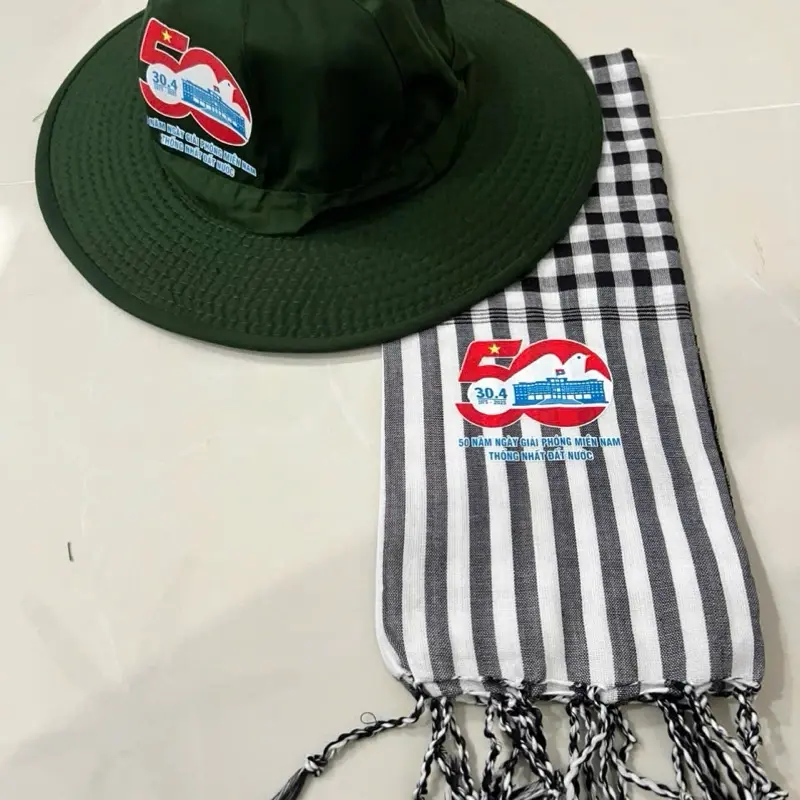 ( Hót) Combo mũ bèo, khăn rằn mừng đại lễ 50 năm