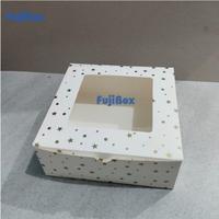 Gambar Fuji Box Dus kotak ivory polkadot bintang 25 cm x 25 cm x 12 cm putih  ivory premium jendela ( 10 pcs ) dari Fujiboxglobal Kab. Tangerang 3 Tokopedia