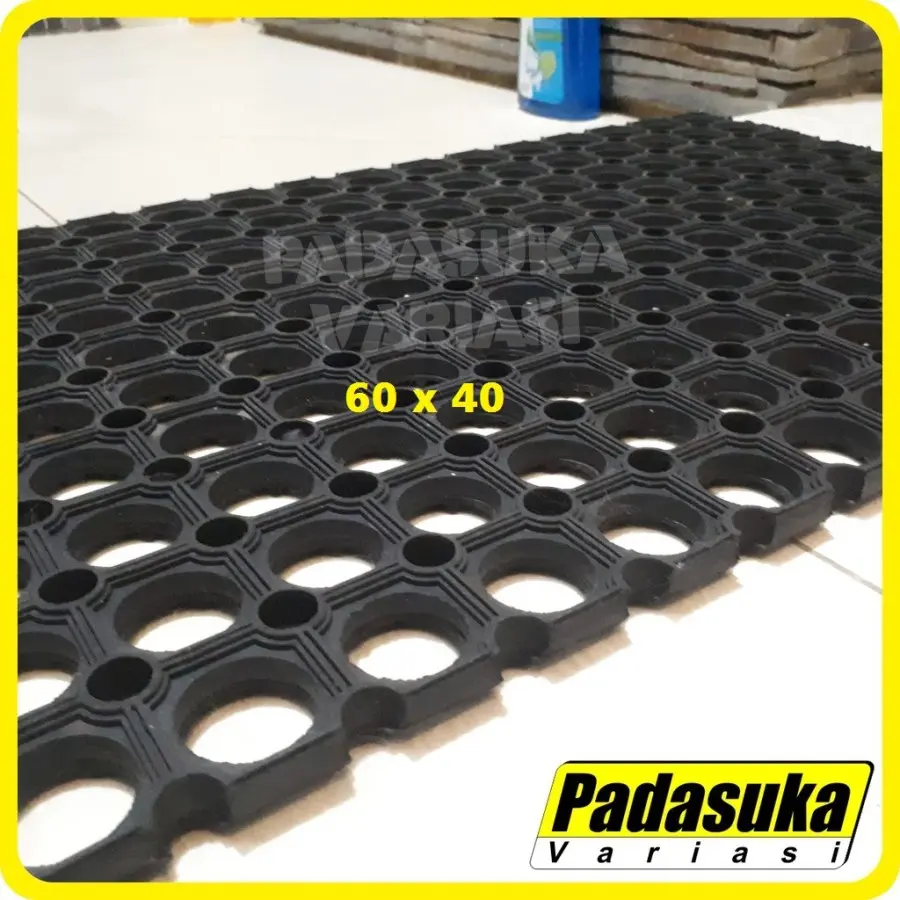 Keset Karet Anti Slip Karpet Lantai Anti Slip Kamar Mandi 60x40 cm Hitam