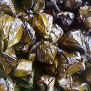 Bugis Ketan Hitam Isi Unti Kelapa Makanan Jadul Tradisional Manis Legit Kenyal Peneman Santai Anda