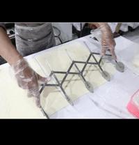 Gambar Bakest Baking Stainless Steel croissant Roller Pastry Pemotong bake - 5 dari Kochindo Kota Tangerang Selatan 3 Tokopedia