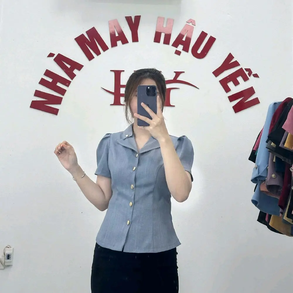 Áo thiết kế nhà may Hậu Yến V36 chất xước thái có độ co giãn nhẹ thấm hút mồ hôi hạn chế nhăn nhàu