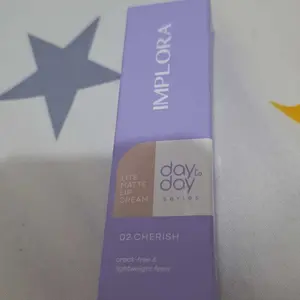 Implora Day To Day Lite Matte Lipcream Ringan Melembapkan Hyaluronic Acid Lipstick Bibir Gloss Lipstik