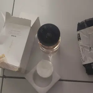 KATHWI Mountain Forest Car Fragrance, No. 5, White Tea, Qud Wood Balm, aroma tahan lama dan menyenangkan, pengharum mobil mewah terbaru 180g