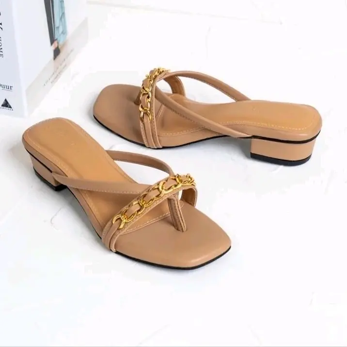 Sandal Heels  Wanita Hak Tahu 3cm  Tali Rantai