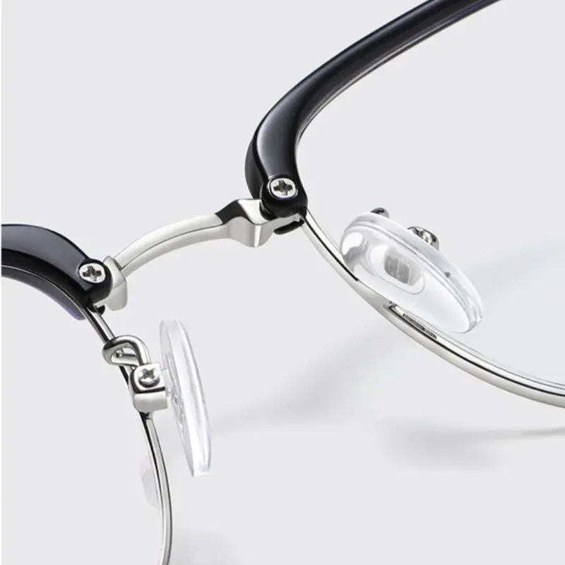 （Bisa COD）Kacamata Baca Anti Radiasi Lensa Plus Lensa Baca dan Jalan Lensa Double lensa Bifocal Frame Modis Unisex Pria Wanita Cewek Cowok bifokal 605 6