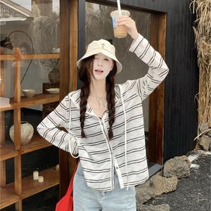 Women's Striped Hooded Long Sleeve Cardigan, Spring & Fall Casual Loose Fit Sun Protection Jacket, Single Button Thin Outerwear 3565 Sweatshirts Tops Womenswear Fitted