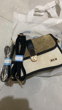 Product Review of En-ji Yuno Shoulderbag - Khaki from R**z 1