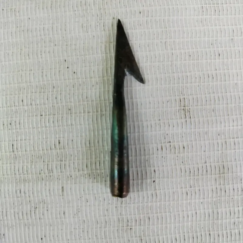 Piarik Ikan Tradisional Bahan Besi 6 Inch Lubang Belakang 4mm 4