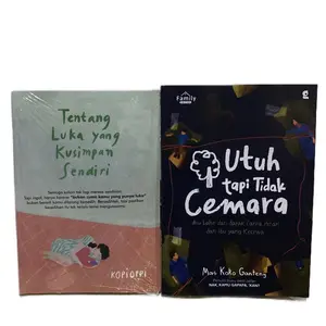 PAKET 2 BUKU TENTANG LUKA YANG KUSIMPAN SENDIRI DAN UTUH TAPI TIDAK CEMARA - MOTIVASI BEST SELLER Nak