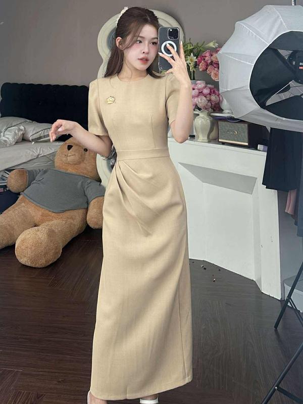 Váy cổ tròn dáng ôm kèm tag t73 ( có độn vai ) 3