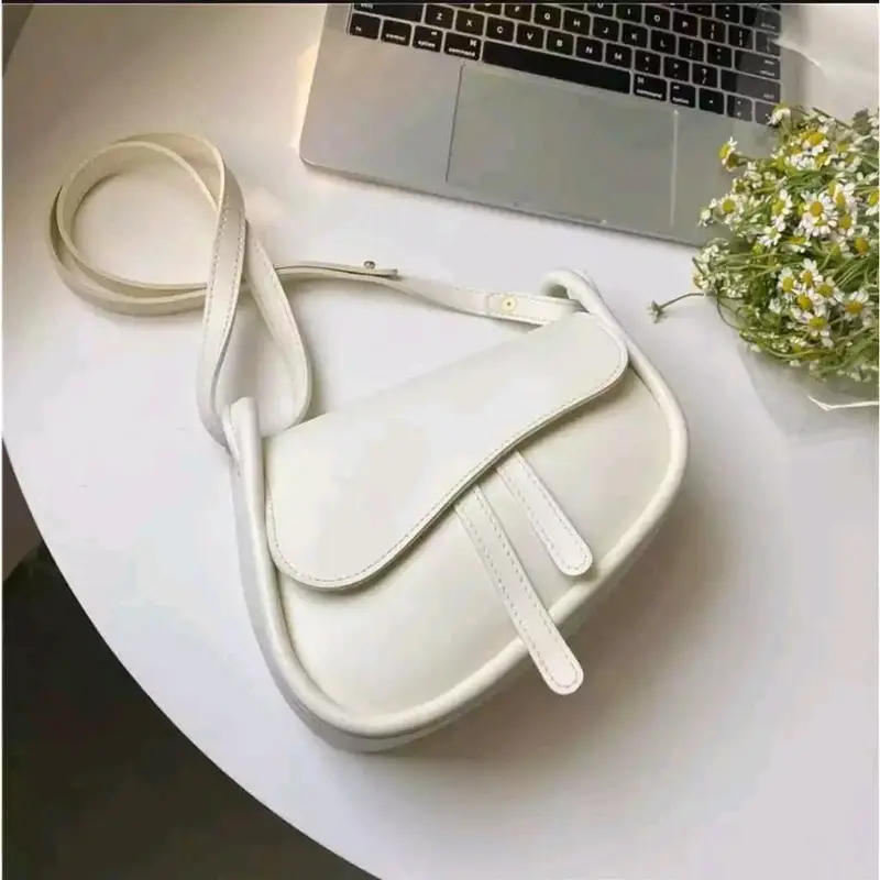 Tas Selempang Wanita Bella Korean Style/Slingbag Elegan Trendy 2023/Tas Bahu/Soulderbag Kulit Sintetis 2