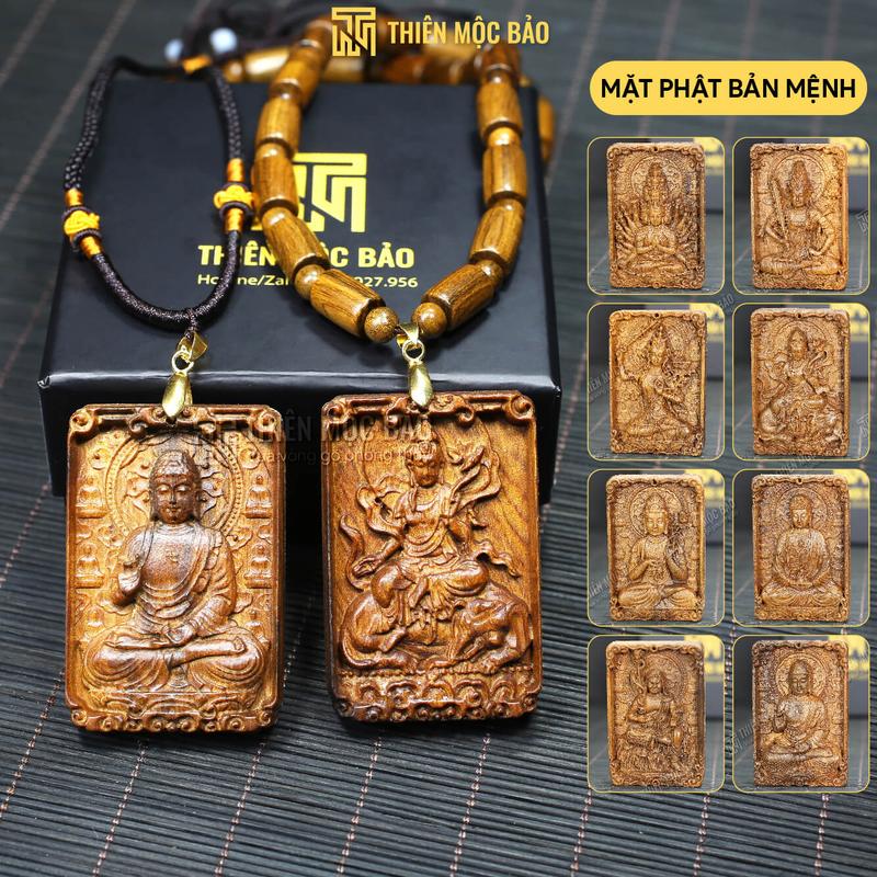Mặt Phật bản mệnh gỗ Bách xanh kiểu vuông 4x6cm - Vòng cổ theo tuổi 12 con giáp | Thiên Mộc Bảo