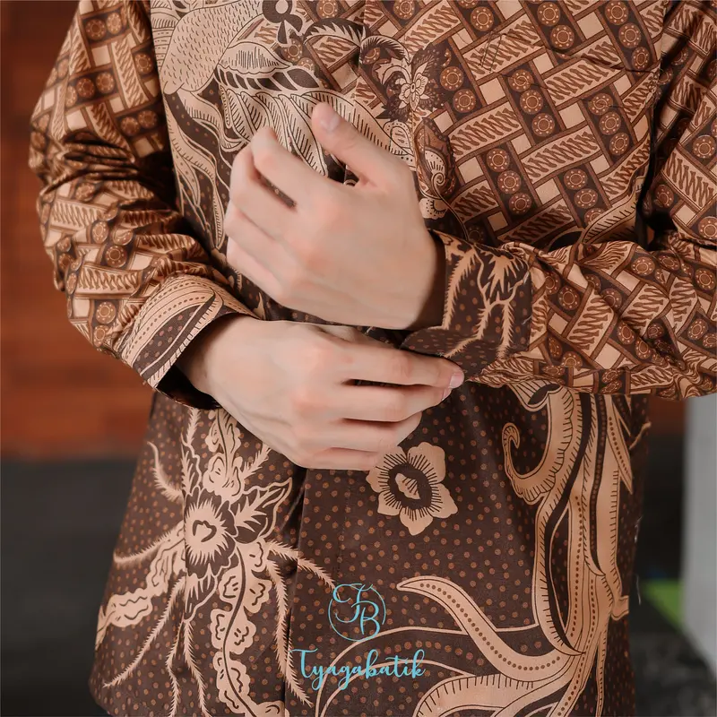 Kemeja Batik Slimfit Lapis Furing Premium 1159 Tyaga Batik 3