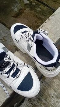 Product Review of Sepatu Wanita Sneakers Putih Korean Style Terbaru 2024 Casual Shoes sport Kasual Cewek olahraga Karet from i**l 1