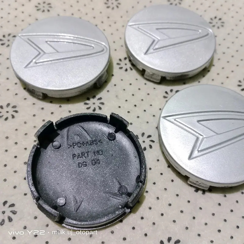 Dop roda tutup velg daihatsu xenia lama xenia all-new diameter 5.7cm cat silver 2