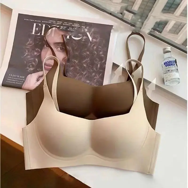 Women's Seamless Thin Slim Bra Small Breast Gathering to Prevent Sagging Soft Support Wire-Free Push-Up Bra Women's Soft Support