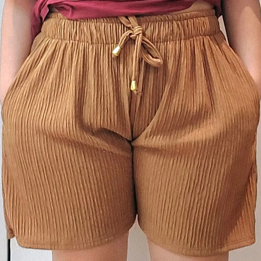Bigsize Short for women.Fit 28"to 40"waistline,Barkcrepe fabric,With Both Side Pocket