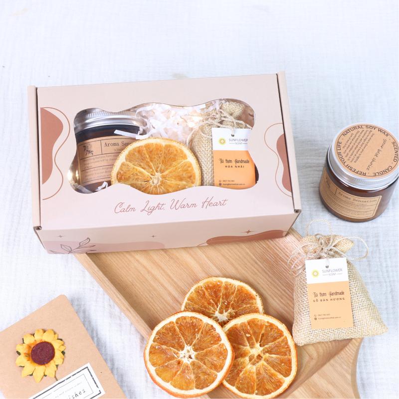 Hộp quà tặng nến thơm và túi thơm set quà tặng người yêu bạn bè kèm thiệp hoa khô - SQ5