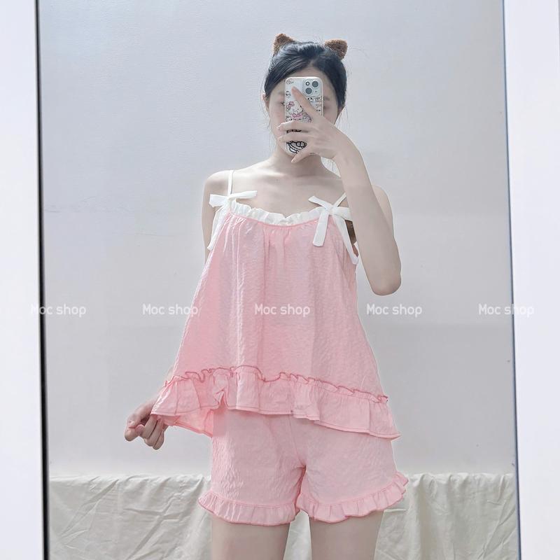 Moc shop Đồ Ngủ 2 Dây Đính Nơ Lai Bèo Áo Quần Vải Đũi Xốp Cotton Mềm Mịn Thoáng Mát Freesize 40-56kg Cho Nữ Thiết Kế Tinh Tế Phù Hợp Mặc Nhà