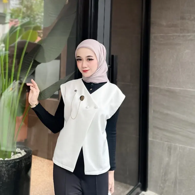 VEST ROMPI WANITA/ROMPI KANCING 0