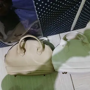 VINA_ BAG Tas Selempang Wanita Mini Premium Tebal Grade A dengan Aksesoris Gold Tali Lepas Pasang Muat Hp Bahan Tebal Resleting Ukuran 20x13x6 Cm Multi Fungsi