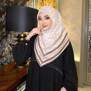 Shella Saukia Voal SS 18-031