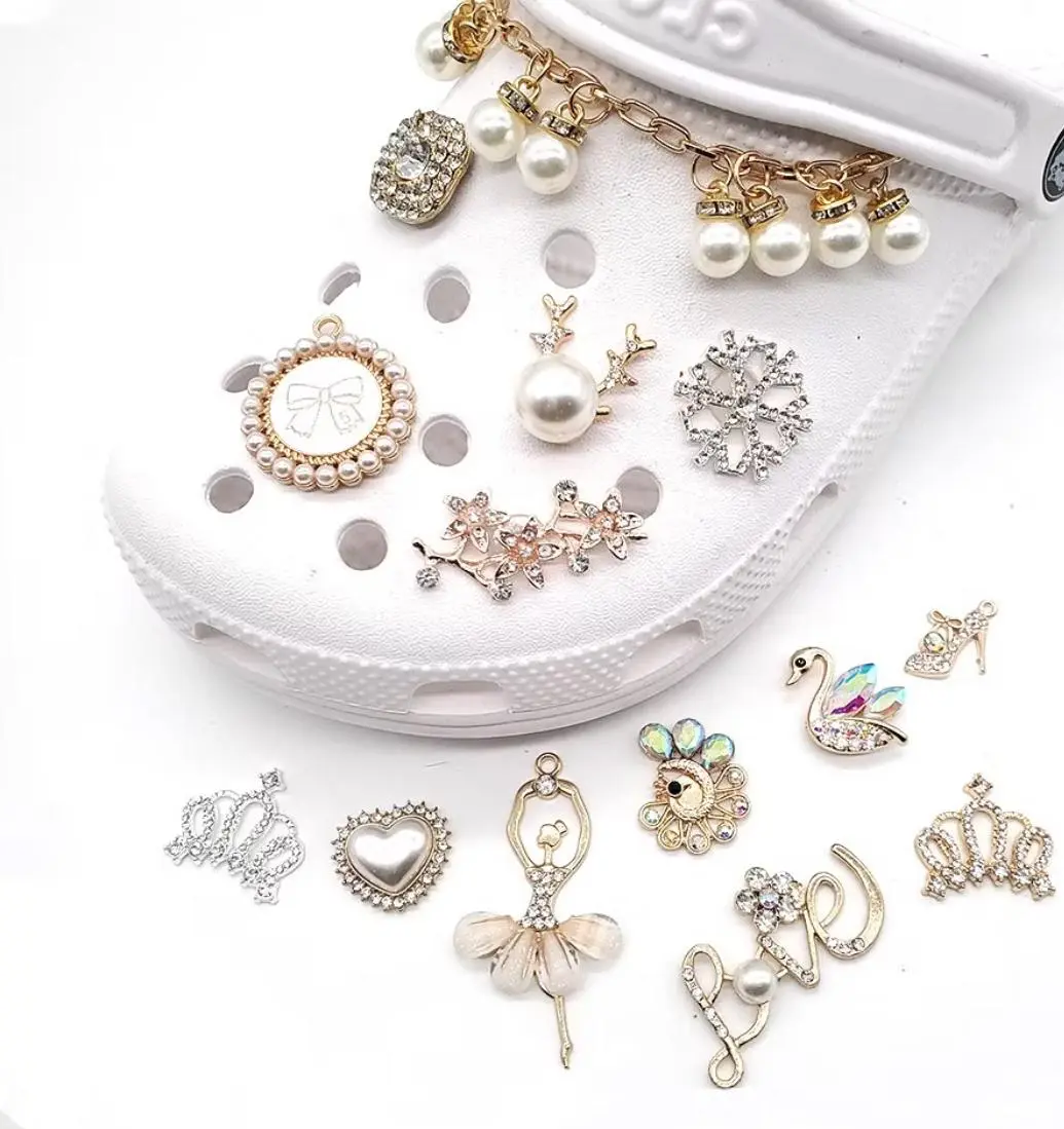 Terbaru Aksesoris Sandal Jibbitz Premium Pin Charm Mewah - Shoe