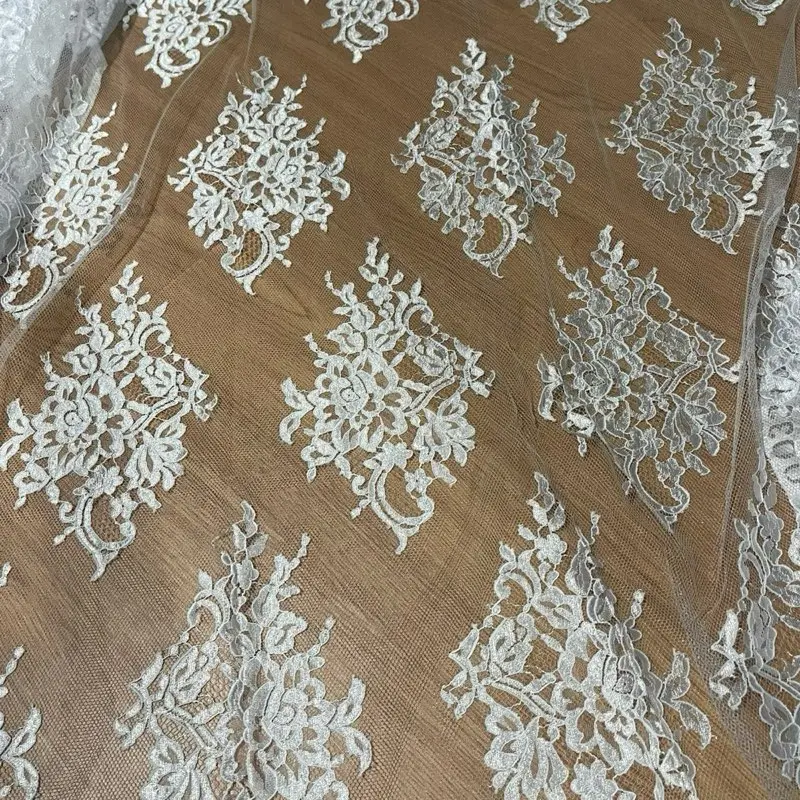 Kain metalic glossy motif ceplok terbaru 0