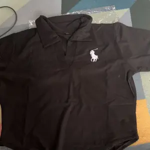 Atasan Crop Top Kerah Lengan Pendek Wanita - Baju Kaos Collar Bordir K-uda Casual Crop Top 6070