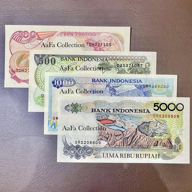 KOLEKSI UANG KUNO PAKET 4 LEMBAR TAHUN 90'AN