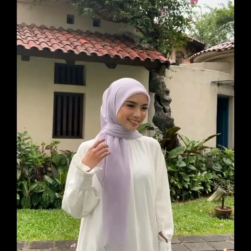 Alfal Basic Scarf, Hijab Segi Empat Bella Scarf, Hijab Bella Polycotton Anti Meleyot Kerudung Square Muslim Wanita Nyaman 2