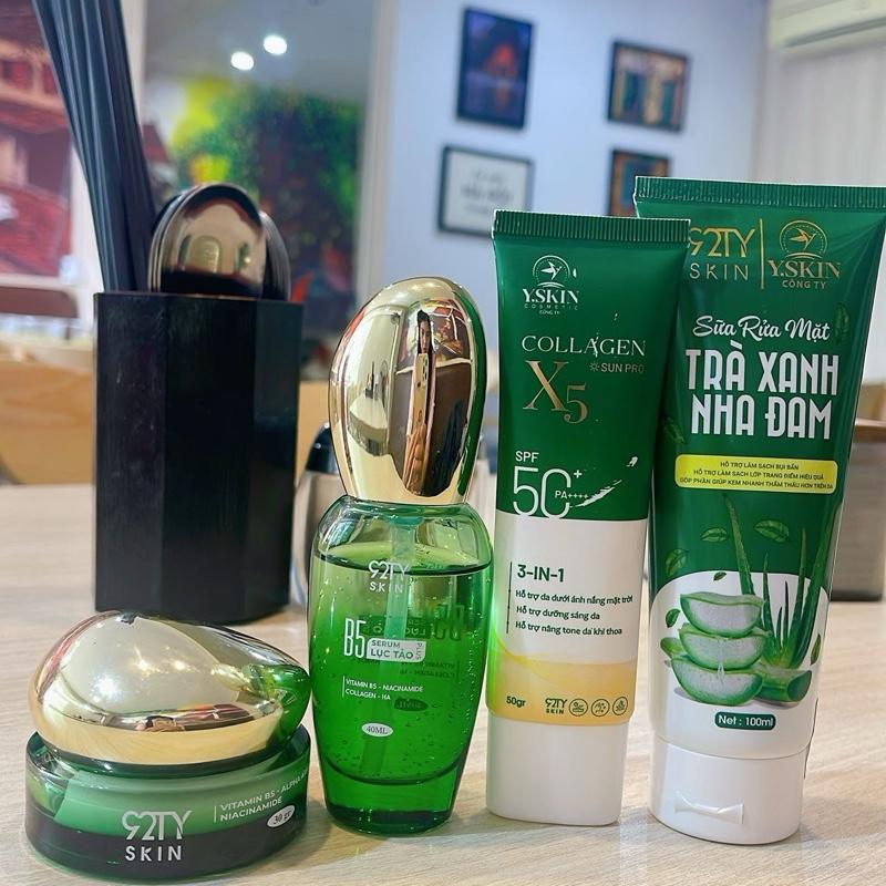 Combo 4 Sản Phẩm Kem Chống Nắng + Sữa Rửa Mặt + Kem Face B5 + Serum B5 Yskin   Tặng kèm 3 mặt nạ   