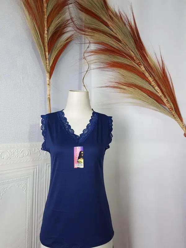 tanktop renda kerah V || tanktop renda V neck wanita, lekbong renda, atasan wanita Fit Manset Rayon 0