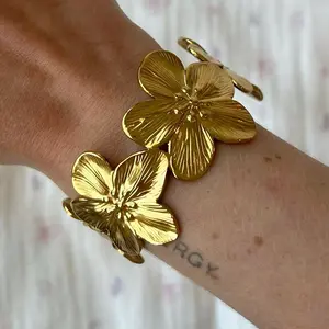 gelang fashion bunga gold flower bracelet jge127